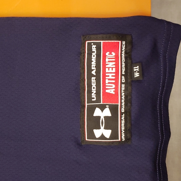 Under Armor Womens basketball jersey - Picture 3 of 4
